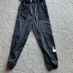 Nike jogger pants with belt